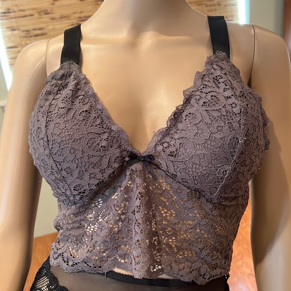 Free Press Gray Lace Camisole With Wide Black Adjustable Straps Size XL
